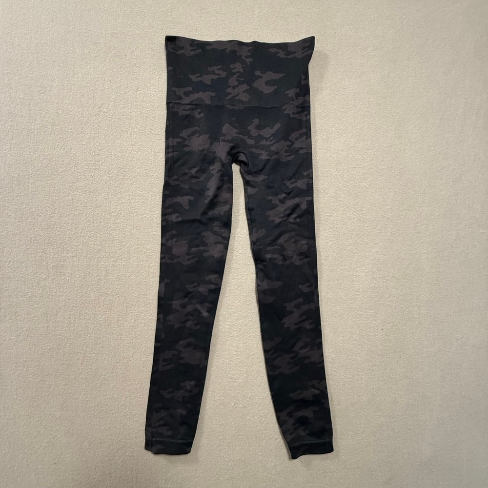SPANX Look at Me Now Seamless Heather Camo High Waisted Leggings Medium